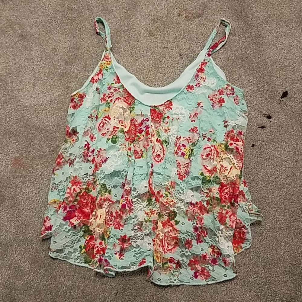 Crop top - Picture 2 of 3
